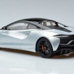 McLaren McLaren Artura Coupe Silver GT Spirit 1:18 1:18 Resin
