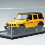 Mercedes Mercedes AMG G63 W463 Yellow MotorHelix 1:18 1:18 Resin
