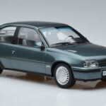 Opel Opel Kadett E GSi Blue Metallic Norev 1:18 1:18 Diecast