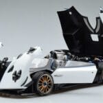 Pagani Pagani Zonda HP Barchetta Carbon Fiber White LCD 1:18 1:18 Diecast