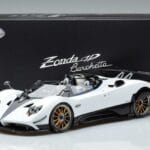 Pagani Pagani Zonda HP Barchetta Carbon Fiber White LCD 1:18 1:18 Diecast