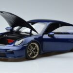 Porsche Porsche 911 992 GT3 Touring Package Blue Metallic Norev 1:18 1:18 Diecast