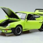 Porsche Porsche 911 930 Turbo 3.0 Light Green Norev 1:18 1:18 Diecast