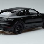 Porsche Porsche Cayenne S Coupe Minichamps 1:18 1:18 Diecast