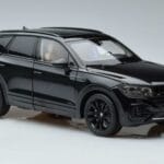 Volkswagen Volkswagen Touareg CR Black FAW 1:18 1:18 Diecast